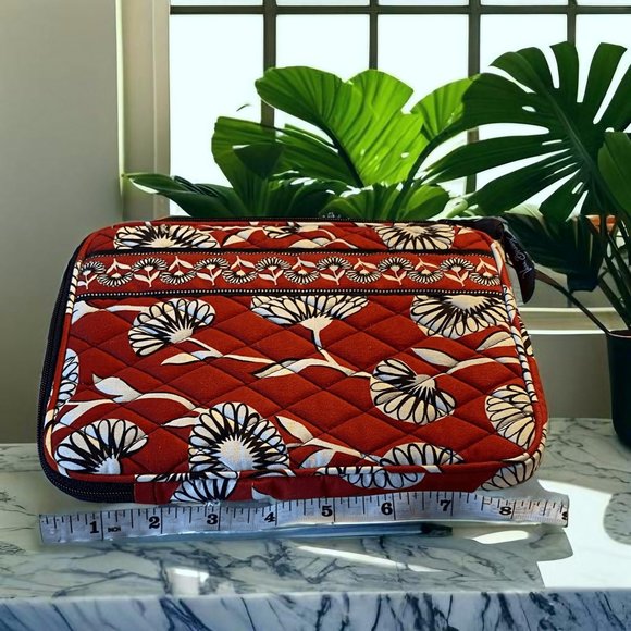 Red/white Vera Bradley Bag - Picture 5 of 7